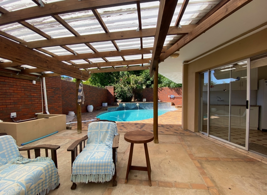 5 Bedroom Property for Sale in Cintsa East Eastern Cape